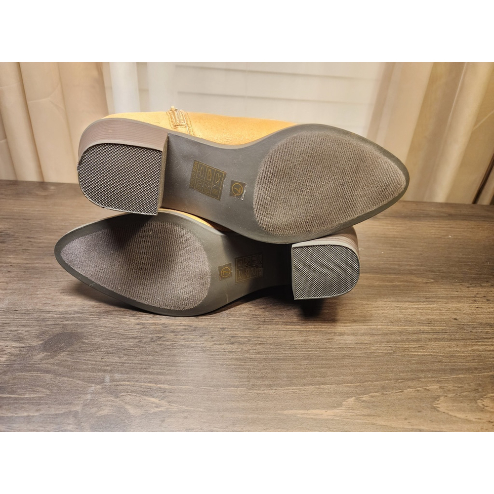 Journee Collection Tessa Scalloped Western Boots Booties - 7 M Khaki Tan - Picture 14 of 16